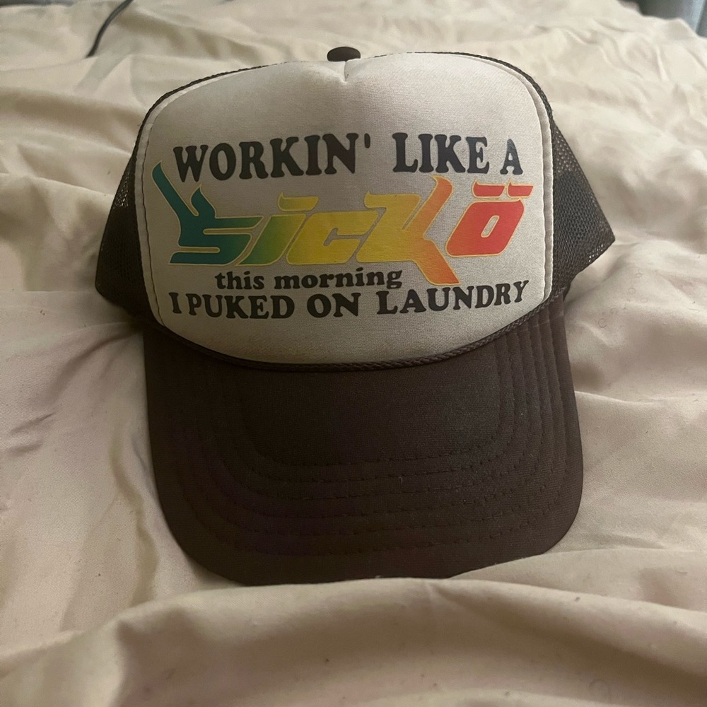 Bornfrompain Sickö Laundry trucker hat
